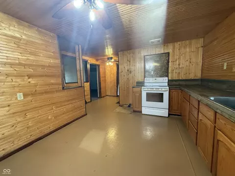 Kitchen - 401 E Ferry St, Cayuga, IN 47928 photo 2 of 2