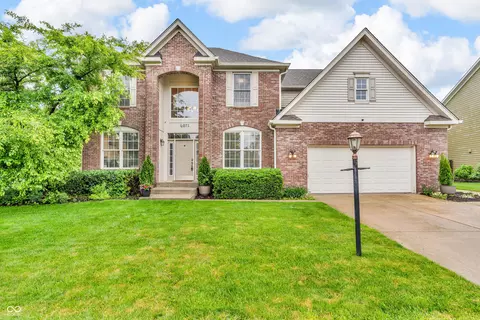 6071 Sugar Pine Dr, Avon, IN 46123