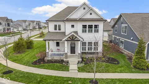 15591 Heatherbank Dr, Westfield, IN 46074