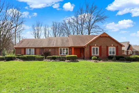 4263 W Fox Ridge Ave, Greenwood, IN 46143