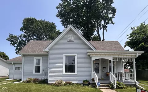 159 N Lincoln St, Martinsville, IN 46151