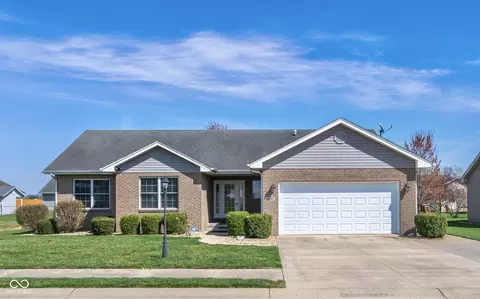 3461 Elizabeths Way, Seymour, IN 47274