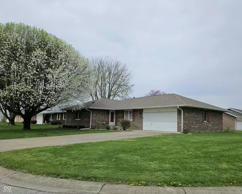 1246 E Richards St, Greensburg, IN 47240