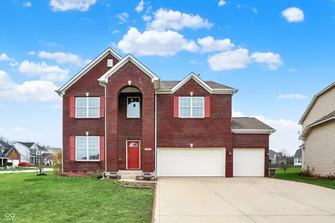 7736 Eagle Point Cir, Zionsville, IN 46077