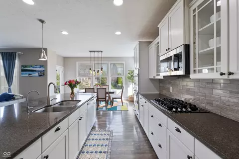 Kitchen - 14059 Knightstown Dr E, Carmel, IN 46033 photo 4 of 4