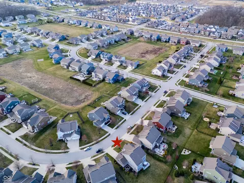 View/Area - 14059 Knightstown Dr E, Carmel, IN 46033 photo 6 of 7