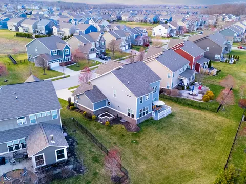 View/Area - 14059 Knightstown Dr E, Carmel, IN 46033 photo 5 of 7