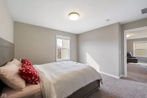 Bedroom - 14059 Knightstown Dr E, Carmel, IN 46033 photo 6 of 8