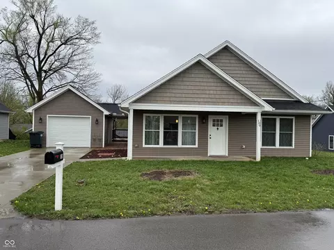 109 Crestview Ct, Charlestown, IN 47111