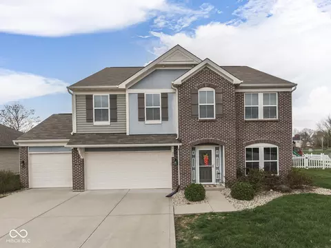 1232 Blue Haven Way, Greenwood, IN 46143