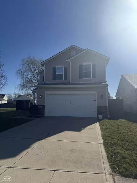 3827 Gray Heather Ln, Whitestown, IN 46075
