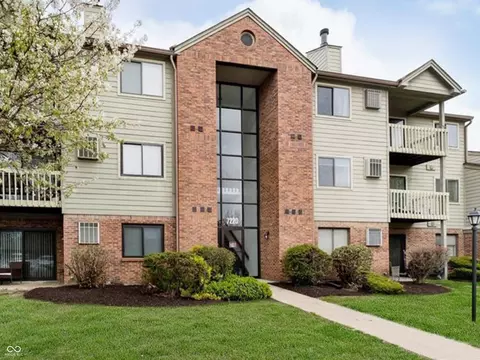 7220 Village Parkway Dr # 8, Indianapolis, IN 46254