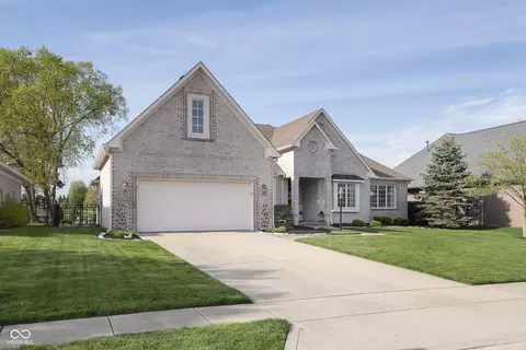 11930 Pebblepointe Pass, Carmel, IN 46033 photo 4