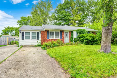 11416 Stoeppelwerth Dr, Indianapolis, IN 46229