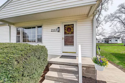 2117 Crestview Ct, Lafayette, IN 47905