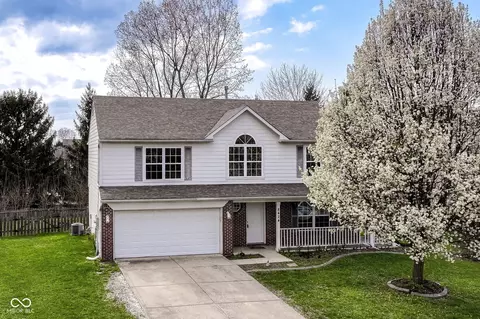 8424 Nuckols Ln, Indianapolis, IN 46237