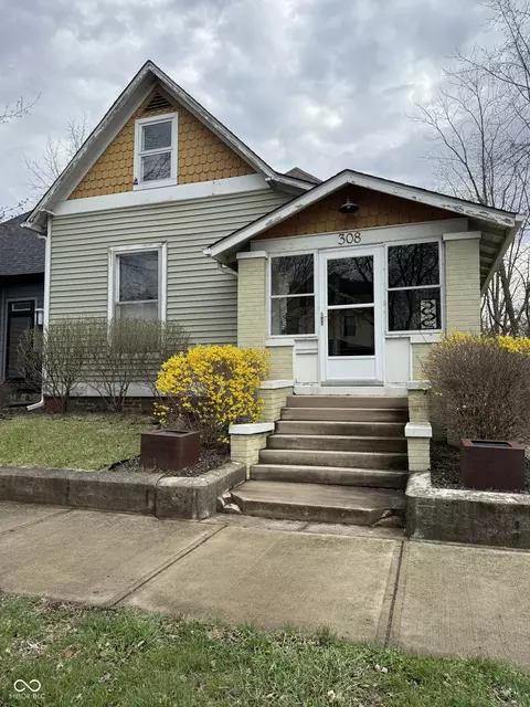 308 N 10th St, Noblesville, IN 46060
