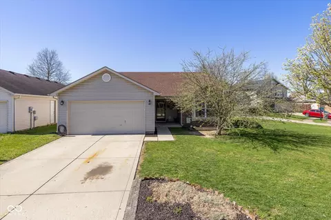 6953 Beargrass Ct, Indianapolis, IN 46241