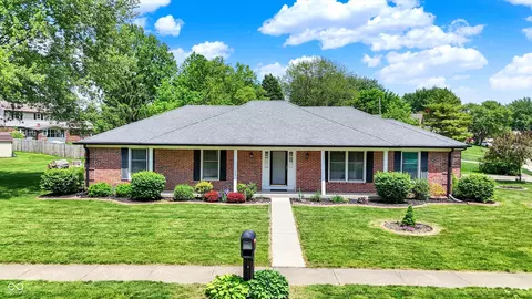425 Waterview Blvd, Greenfield, IN 46140