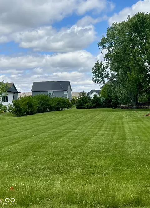 7854 E County Road 200 N, Avon, IN 46123