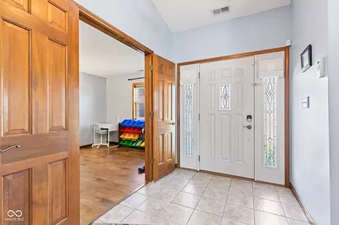 Entry Way - 923 Jonathan Dr, Plainfield, IN 46168 photo 2 of 3