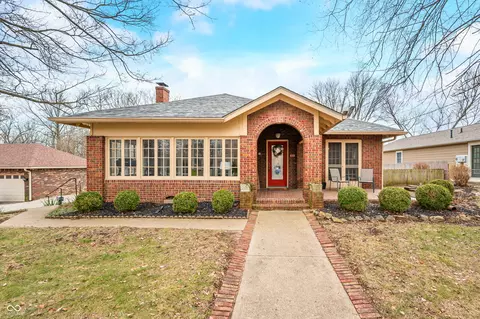 251 E South St, Franklin, IN 46131