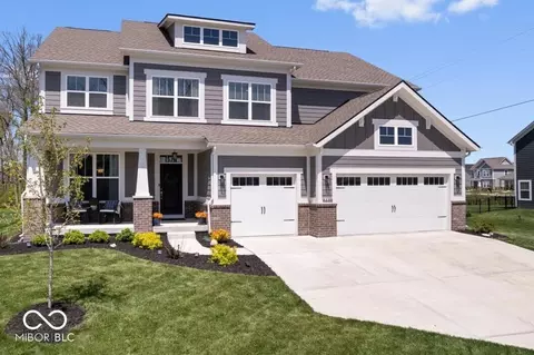 16688 Bowesmont Dr, Fortville, IN 46040