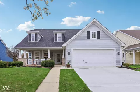 15129 Smithfield Dr, Westfield, IN 46074