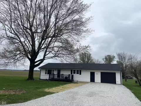 604 N Allen Ln, Westport, IN 47283