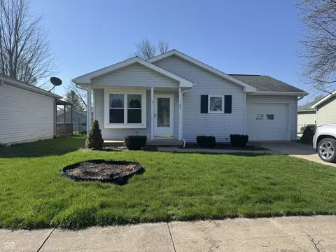 105 Woodhaven Dr, Greencastle, IN 46135