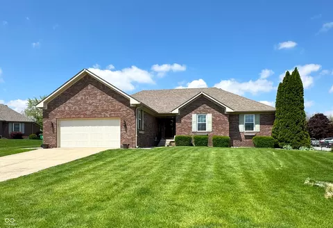 300 Kathryn Ct, Clayton, IN 46118
