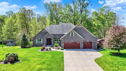 9879 Ruby Ct, Mooresville, IN 46158
