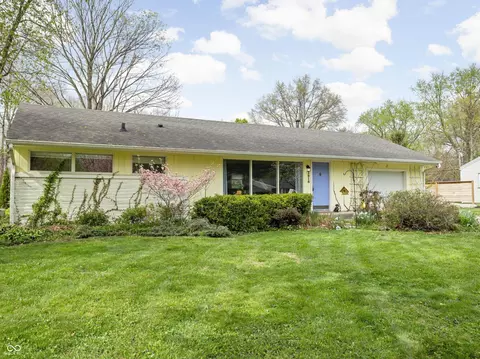2816 Canterbury Ln, Indianapolis, IN 46220