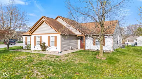 448 Yorktown Ln, Avon, IN 46123
