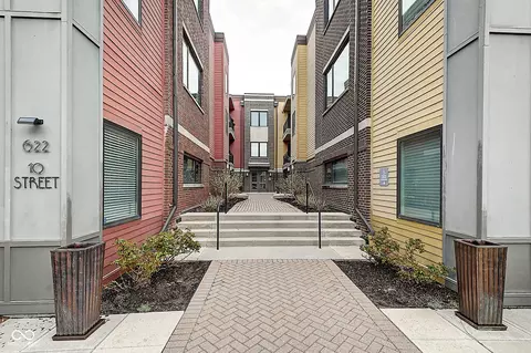 622 E 10th St #303, Indianapolis, IN 46202