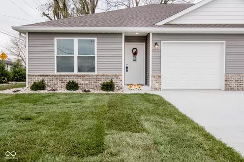 1631 W Paula Dr, Columbus, IN 47201