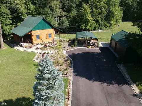 3277 SE Indian Trail Lake Rd, Farmland, IN 47340