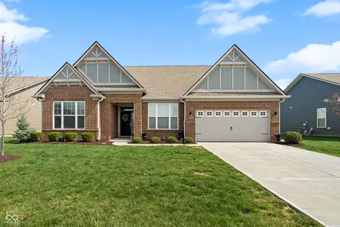 3971 Albert Ln, Bargersville, IN 46106