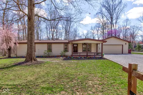 10983 E Hidden Ln, Rockville, IN 47872