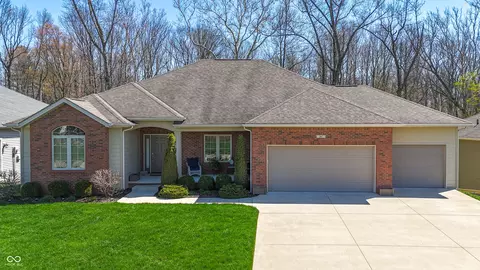 267 Westbrook Ct, Columbus, IN 47201