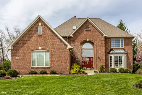 7326 Elm Ridge Dr, Indianapolis, IN 46236