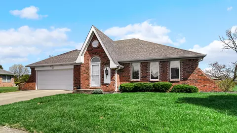 803 S School St, Brownsburg, IN 46112