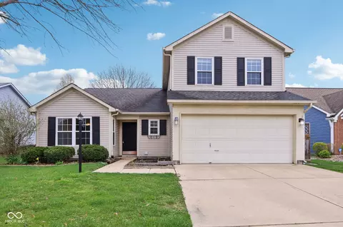 13847 Wabash Dr, Fishers, IN 46038