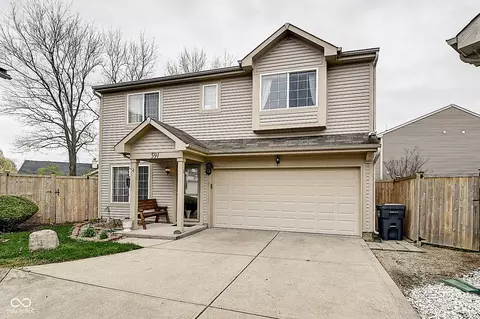 591 Scotch Pine Dr, Greenwood, IN 46143