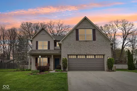 6526 Angel Falls Dr, Noblesville, IN 46062