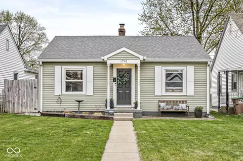 1741 Caldwell Pl, Columbus, IN 47201