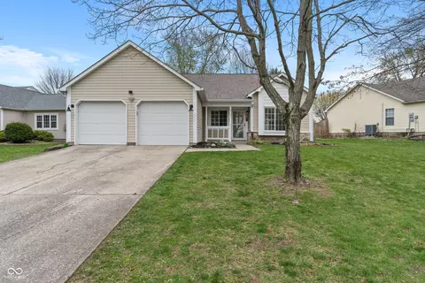 8747 Knotty Pine Ct, Indianapolis, IN 46227
