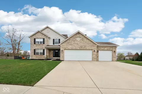 6707 Meadow View Ct, Avon, IN 46123