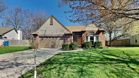 6508 Pergola Ln, Indianapolis, IN 46241