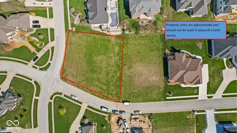 5237 Chancery Blvd, Greenwood, IN 46143
